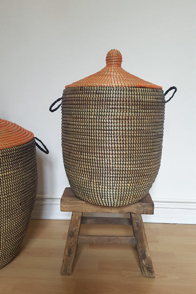 Panier à linge africain noir et orange