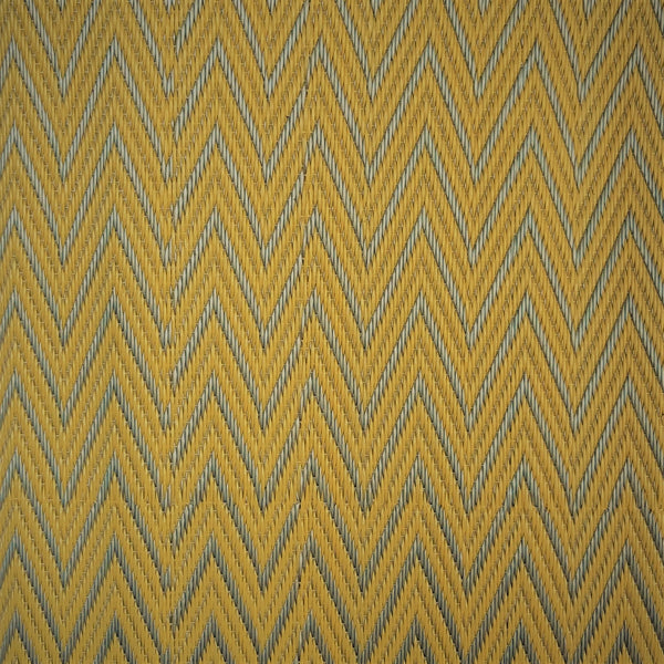 Tapis plastique Africain gris et jaune